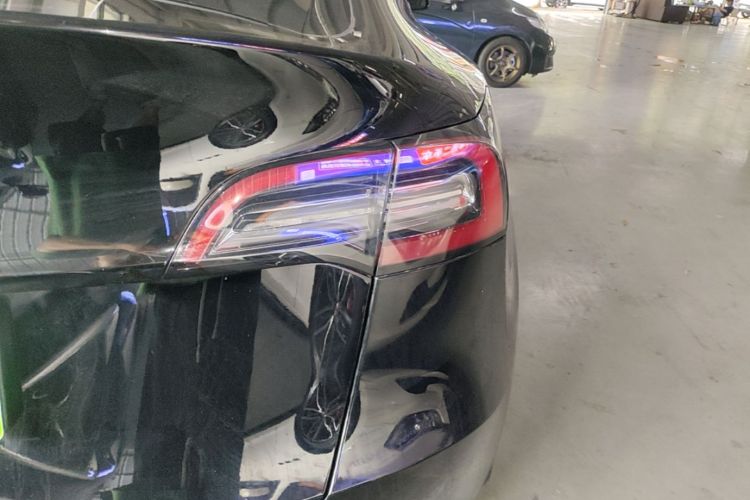 Tesla Model Y 2021 #8 Tesla Model Y 2021 immagine di auto #8