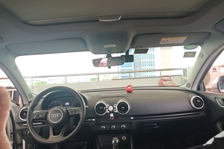 Audi A3 2019 صورة سيارة #18