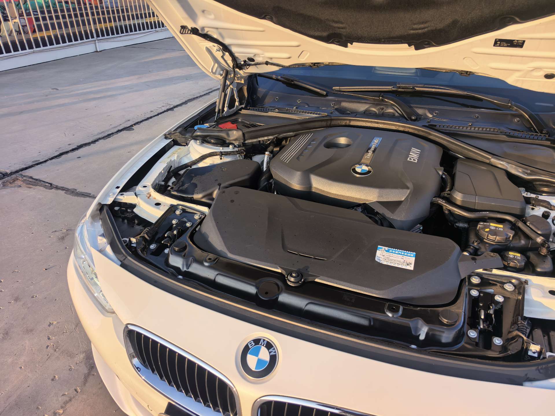 BMW 3 Series 2017 #20 BMW 3 Series 2017 car image #20