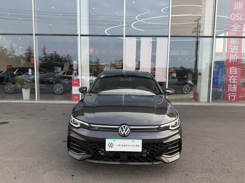 Volkswagen Golf 2025 изображение автомобиля #2