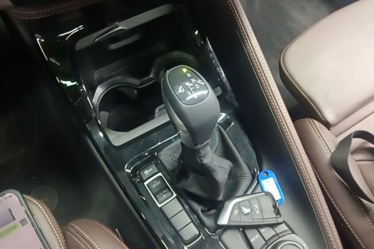 BMW X1 2019 car image #14