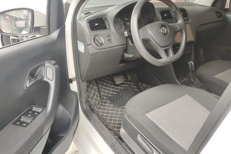 Volkswagen Polo 2018 #16 Volkswagen Polo 2018 car image #16