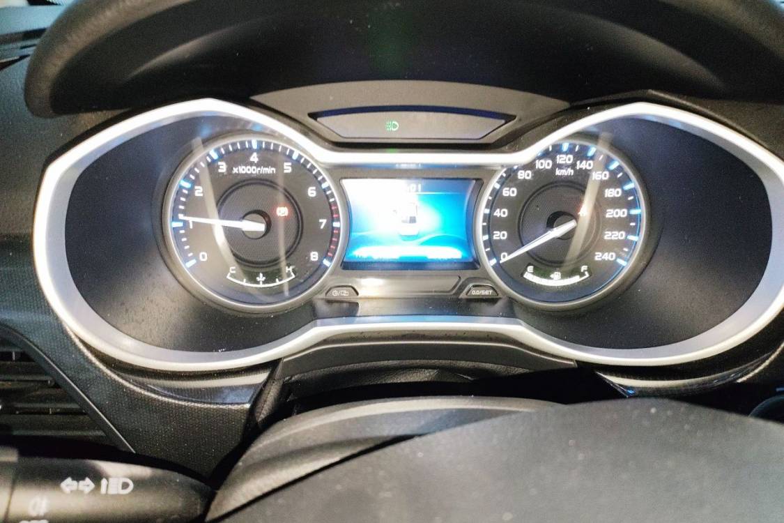 GEELY Emgrand 2017 car image #24