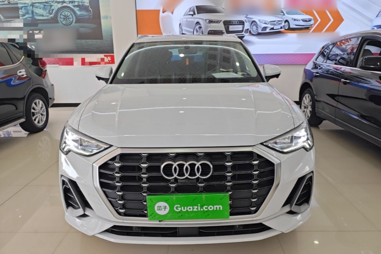 Audi Q3 2019 #3 Audi Q3 2019 car image #3