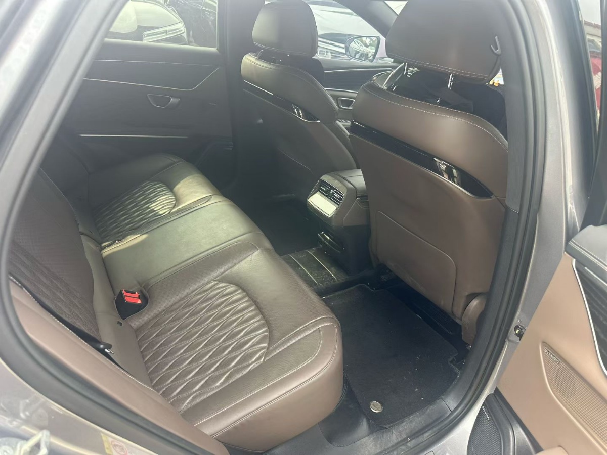 BYD Han 2022 #4 BYD Han 2022 صورة سيارة #4