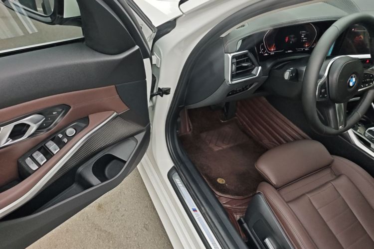BMW 3 Series 2020 #12 BMW 3 Series 2020 immagine di auto #12