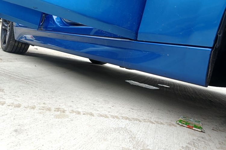 BMW 3 Series 2017 car image #26
