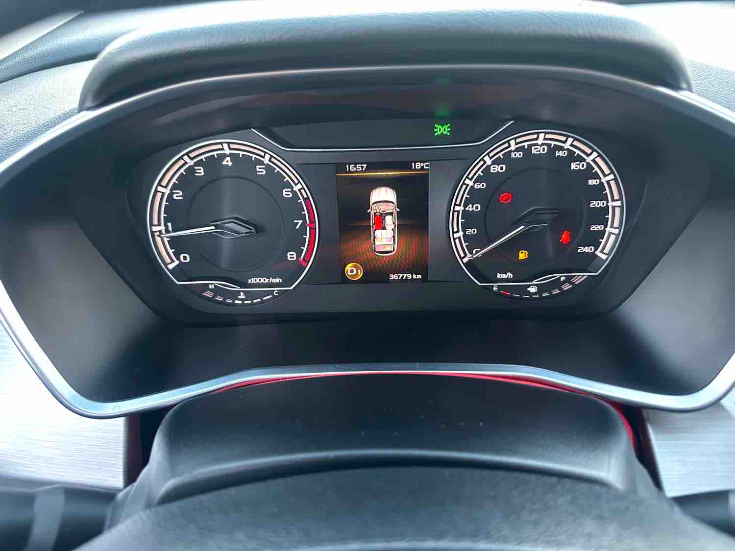 GEELY Coolray 2023 #12 GEELY Coolray 2023 صورة سيارة #12