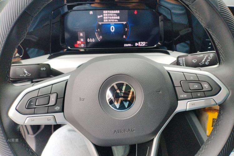 Volkswagen Golf 2024 car image #12