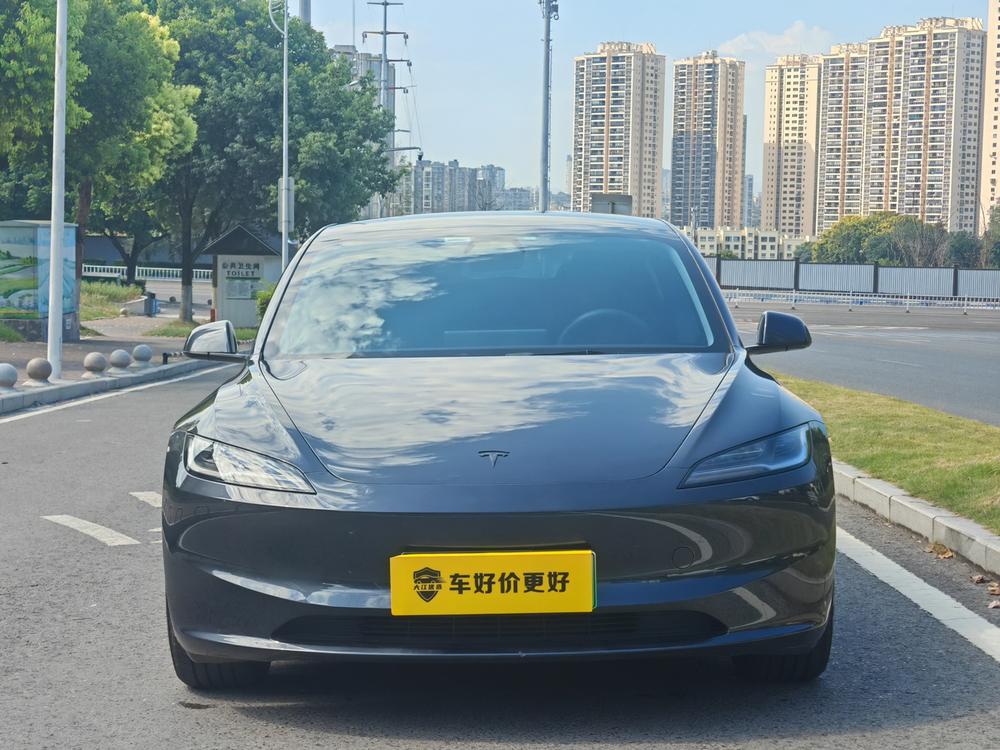 Tesla Model 3 2025 #2 Tesla Model 3 2025 صورة سيارة #2