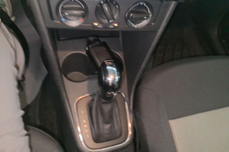 Volkswagen Polo 2019 #18 Volkswagen Polo 2019 car image #18