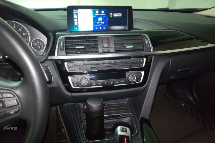 BMW 3 Series 2019 car image #15