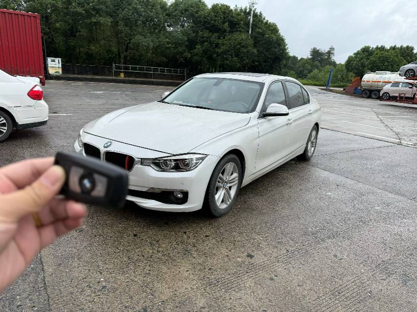 BMW 3 Series 2016 car image 