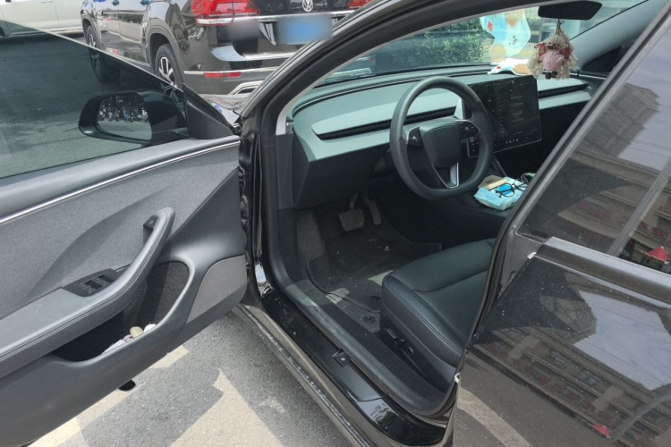 Tesla Model 3 2023 #13 Tesla Model 3 2023 car image #13