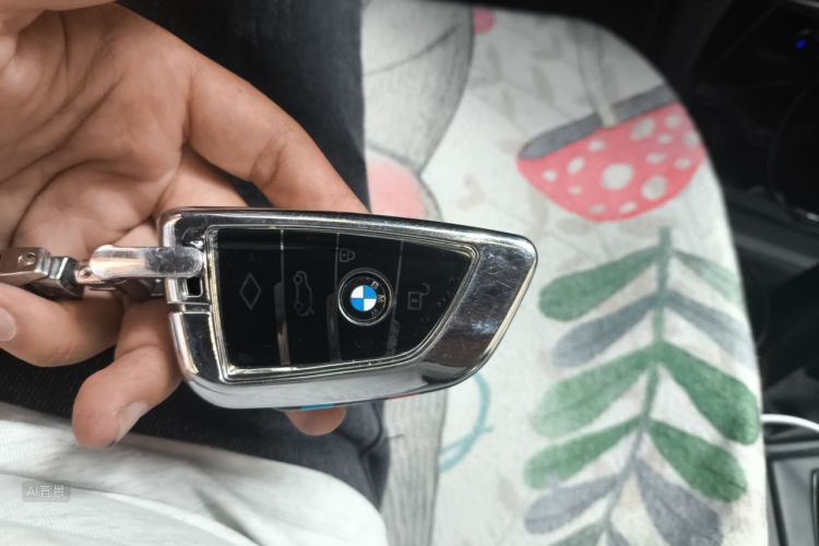 BMW X1 2018 car image #10