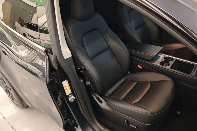 Tesla Model Y 2024 #24 Tesla Model Y 2024 car image #24