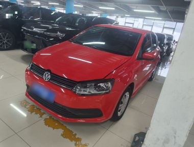 Volkswagen Polo 2016 car image 