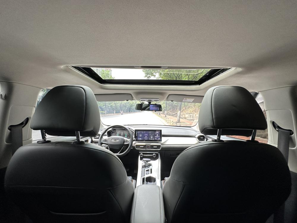 GEELY Coolray 2023 #21 GEELY Coolray 2023 car image #21