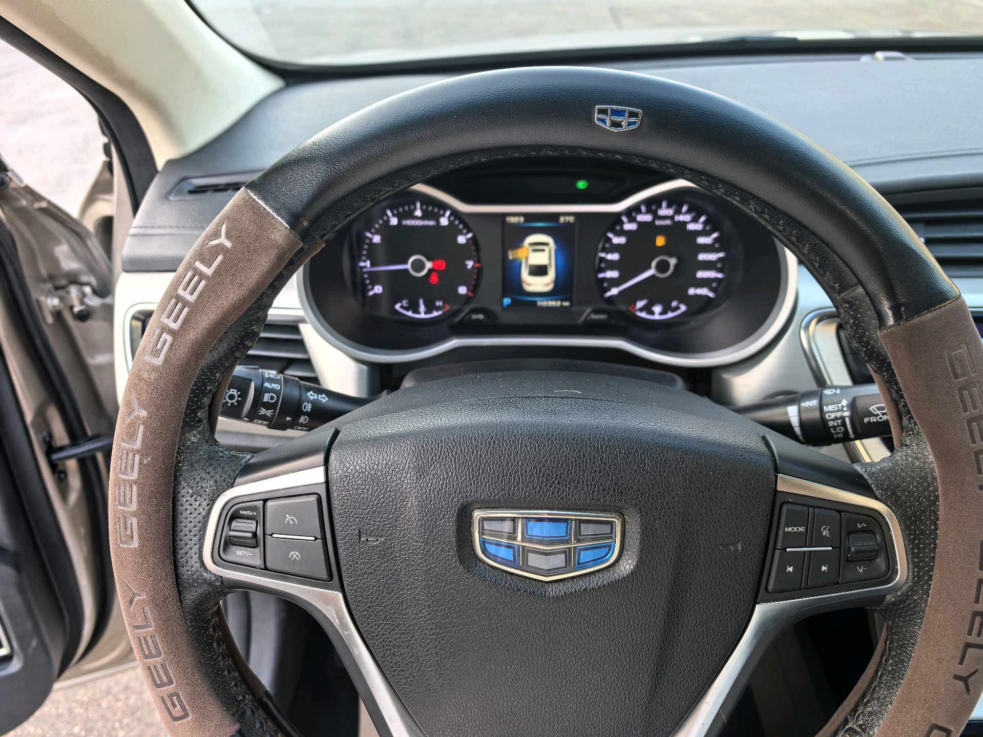 GEELY Emgrand GL 2017 #6 GEELY Emgrand GL 2017 imagen de coche #6
