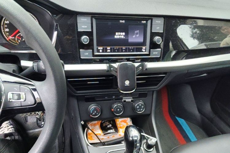 Volkswagen Lavida 2018 car image #15