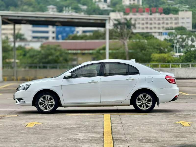 GEELY Emgrand 2016 car image #6