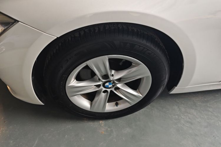 BMW 3 Series 2015 #9 BMW 3 Series 2015 car image #9