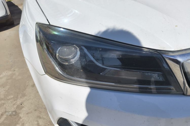 GEELY Emgrand 2019 صورة سيارة #8