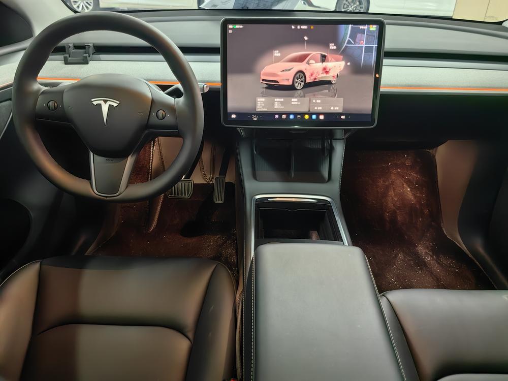 Tesla Model Y 2025 #6 Tesla Model Y 2025 изображение автомобиля #6
