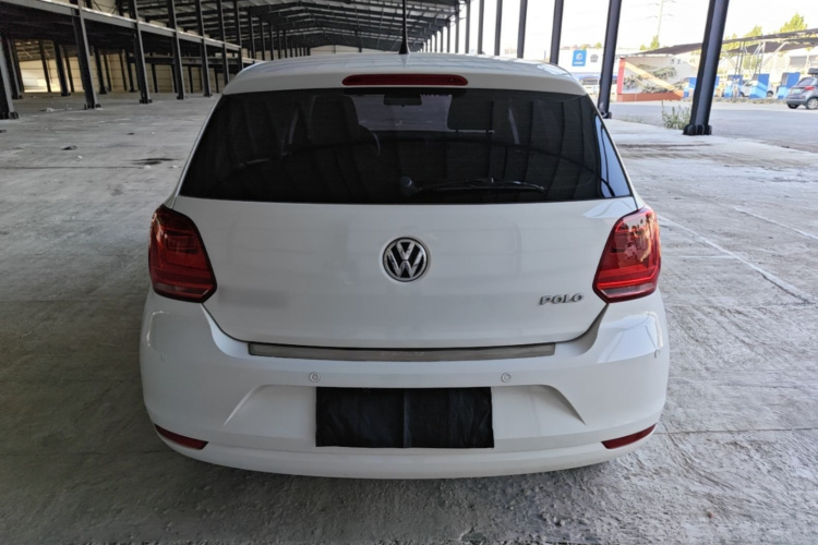 Volkswagen Polo 2018 car image #6