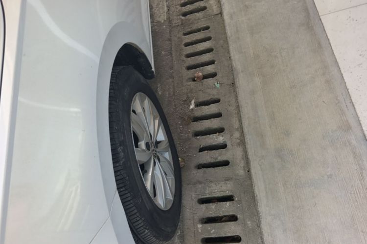 Volkswagen Polo 2020 car image #9