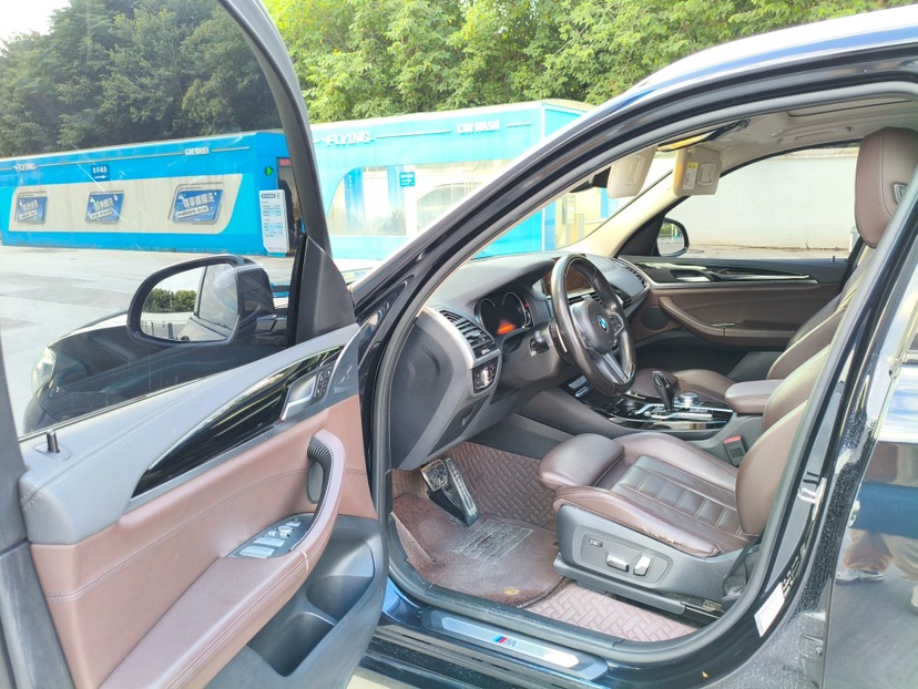BMW X3 2019 car image #6