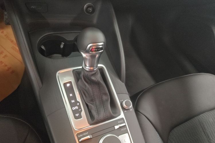 Audi A3 2018 #14 Audi A3 2018 car image #14