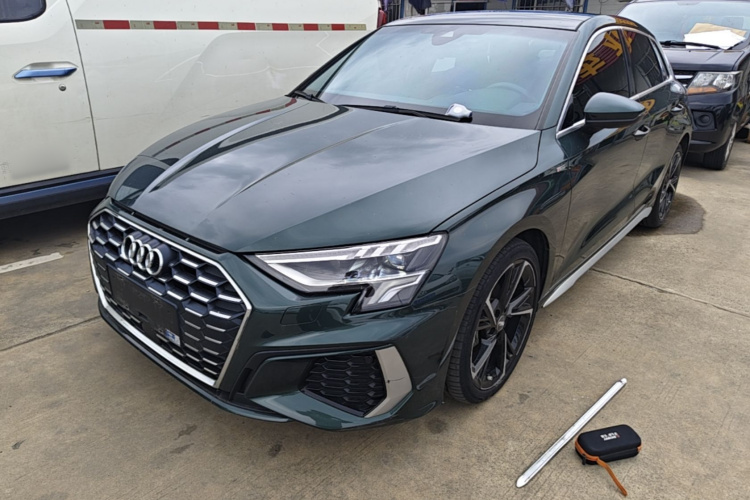 Audi A3 2021 car image #2