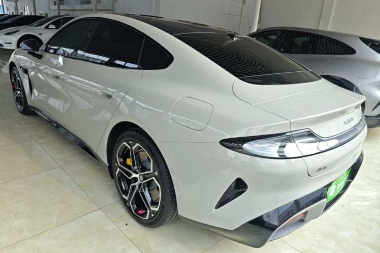 MI SU7 2025 car image #7