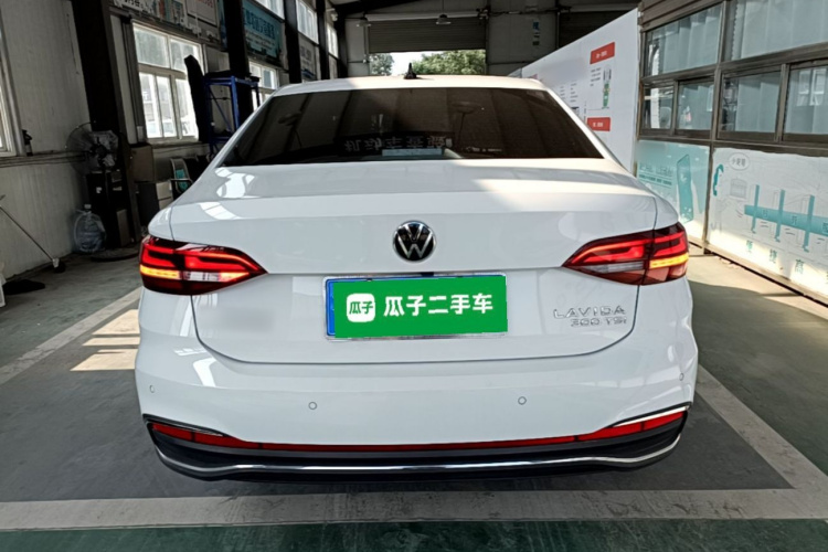 Volkswagen Lavida 2024 car image #6