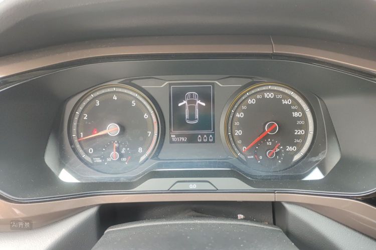 Volkswagen Tharu 2020 immagine di auto #13
