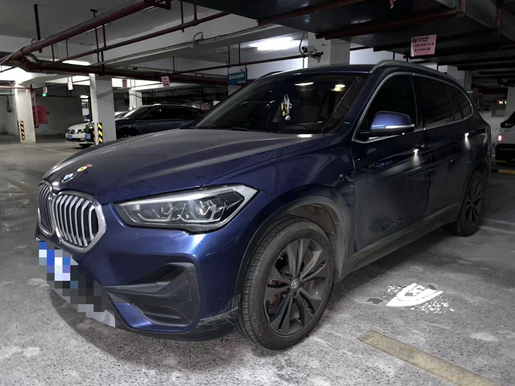 BMW X1 2021 car image 