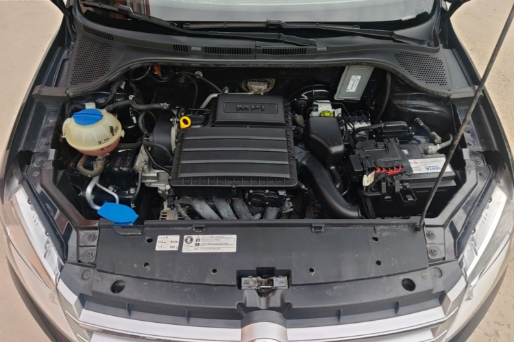 Volkswagen Santana 2016 car image #20