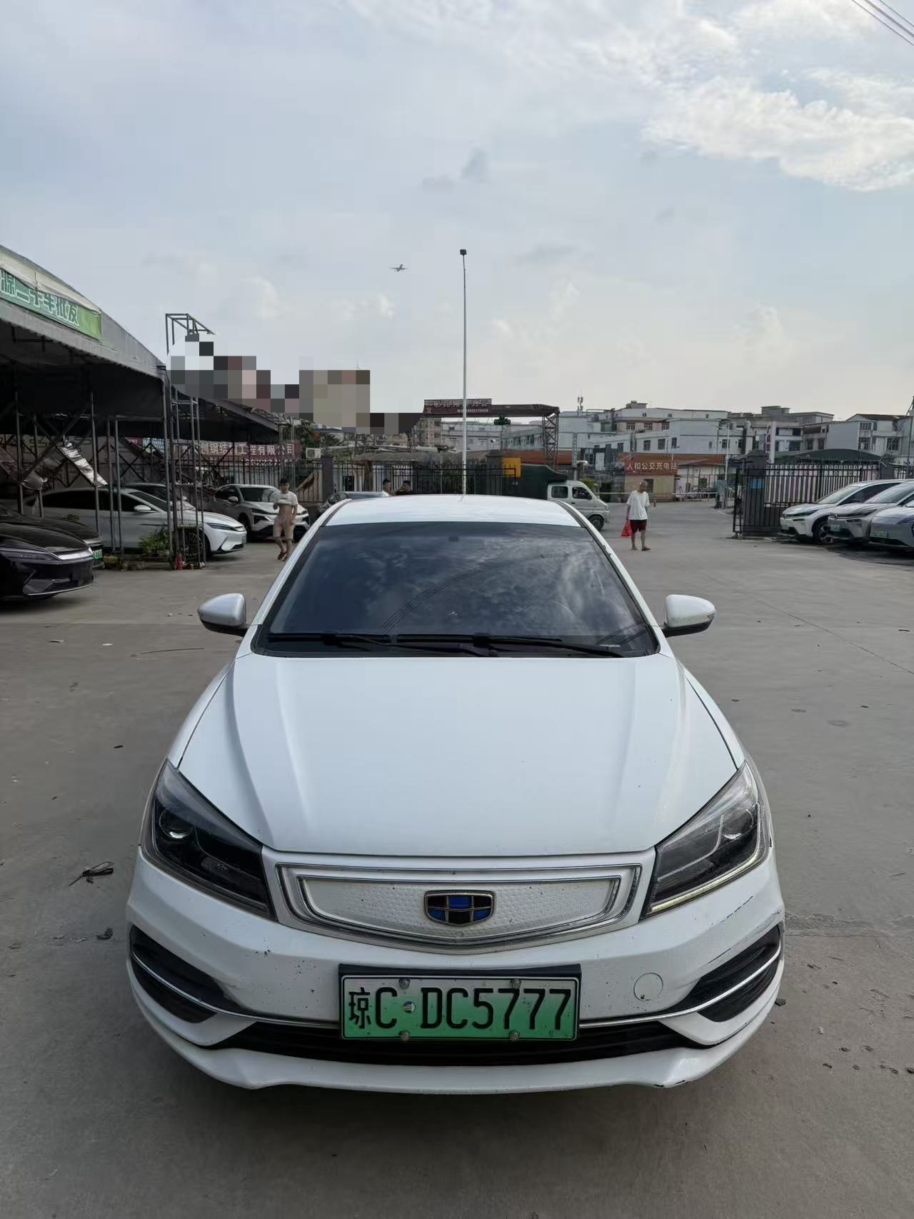 GEELY Emgrand New Energy 2019 car image #2