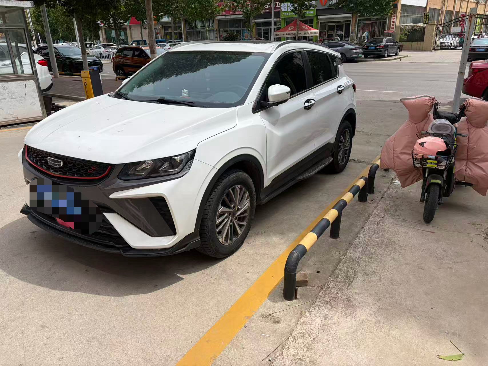 GEELY Coolray 2022 car image 