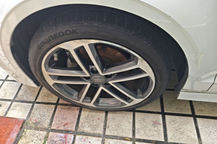 Audi A3 2018 immagine di auto #9