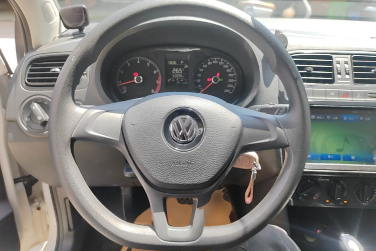 Volkswagen Polo 2019 #11 Volkswagen Polo 2019 car image #11