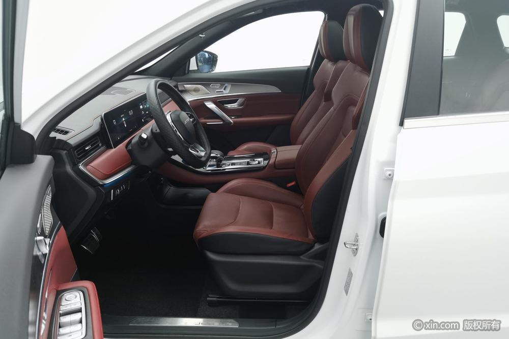 Jetour X70 PLUS 2021 car image #18