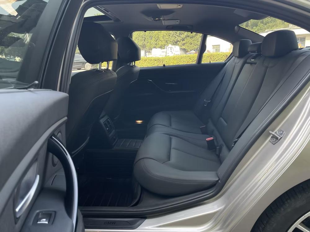 BMW 3 Series 2018 #12 BMW 3 Series 2018 car image #12