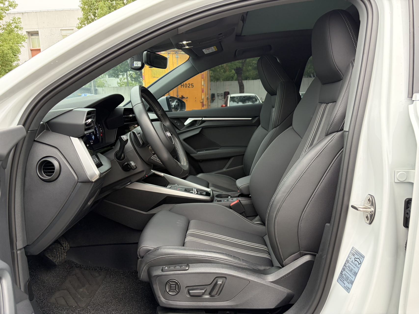 Audi A3 2023 car image #4
