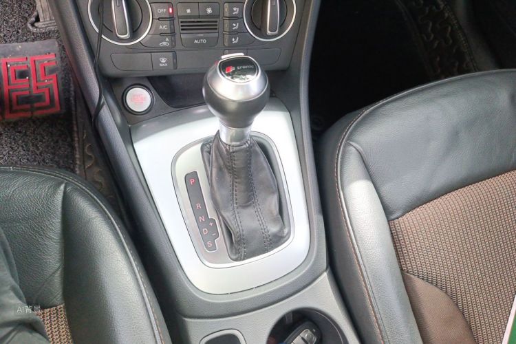 Audi Q3 2017 #16 Audi Q3 2017 car image #16