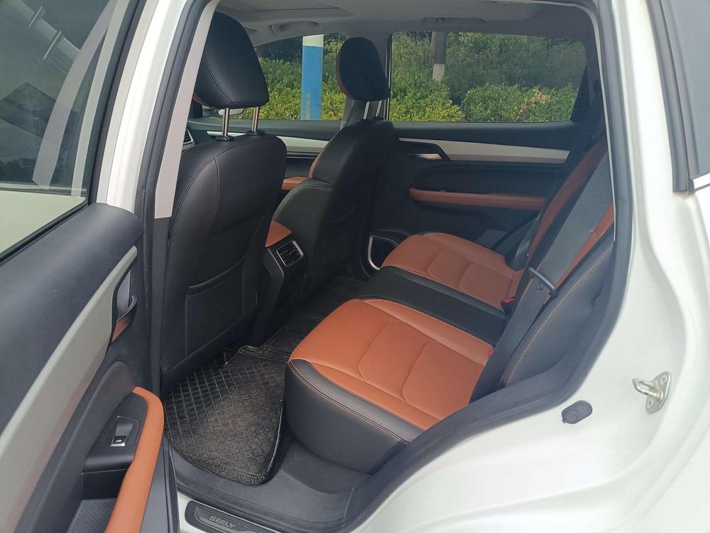 GEELY Vision X6 2020 car image #12