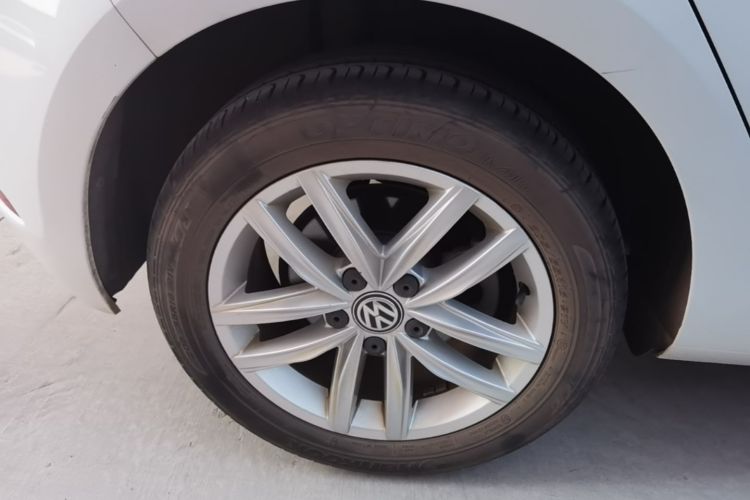 Volkswagen Golf 2018 صورة سيارة #10