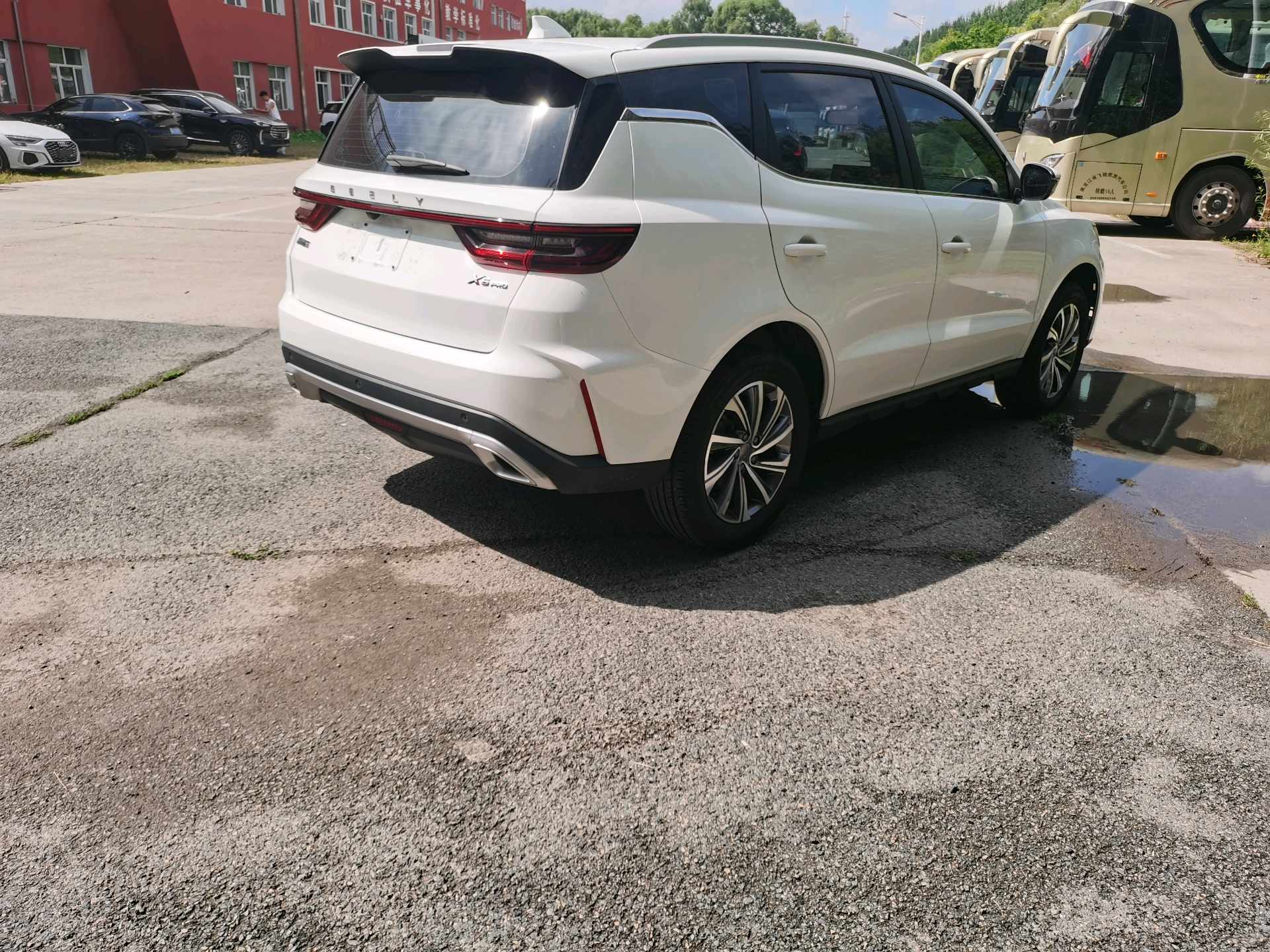 GEELY Vision X6 2021 изображение автомобиля #4