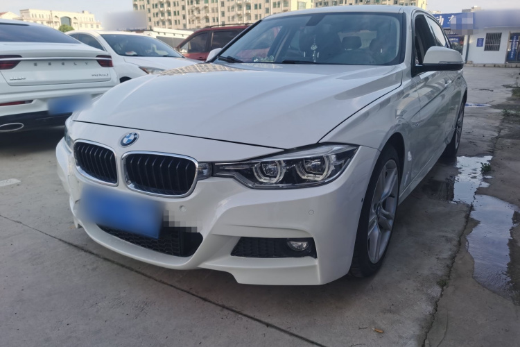 BMW 3 Series 2019 #2 BMW 3 Series 2019 car image #2